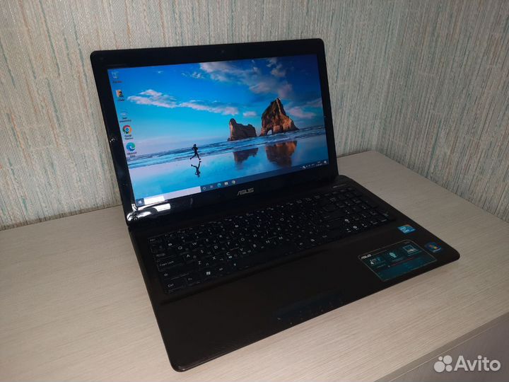 Ноутбук Asus x52j (ddr3 6gb, ssd 256gb, новый АКБ)