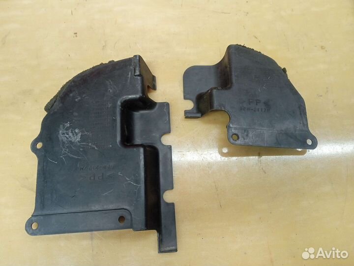 Yamaha R1 2002-2003. Пластик внутренний