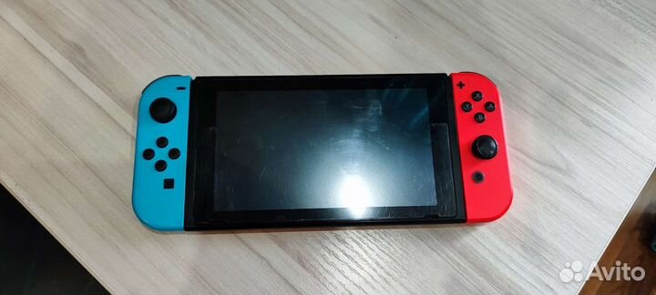 Nintendo switch + чехол