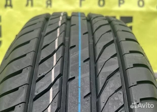 Royal Black Royal Eco 215/55 R16