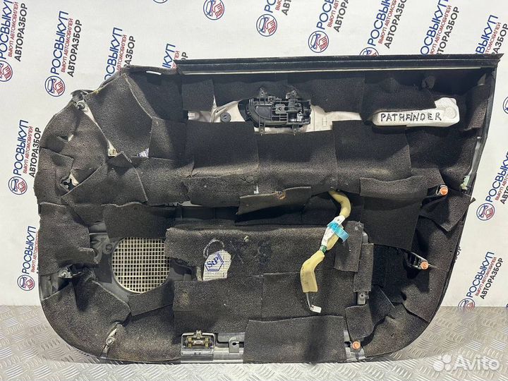 Обшивка двери Nissan Pathfinder R51