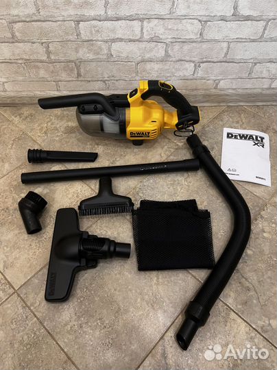 Аккумуляторный пылесос Dewalt DCV501LN