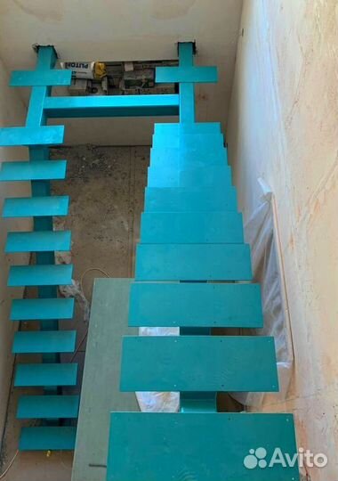 Лестницы винтовые под ключ