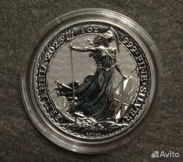 Монеты 2023 Британия Елизавета Карл Серебро
