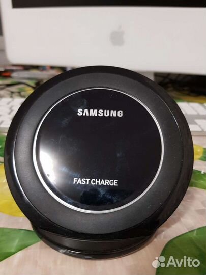 Беспроводная зарядка Samsung