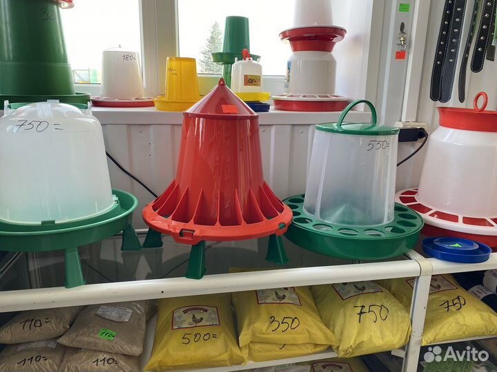 Кормушка для птиц, поилки