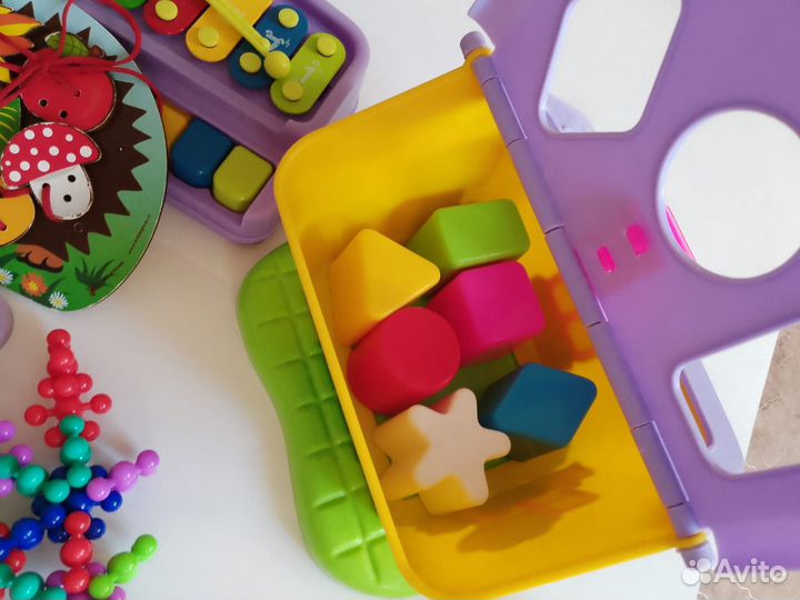Развивающие игрушки пакетом
