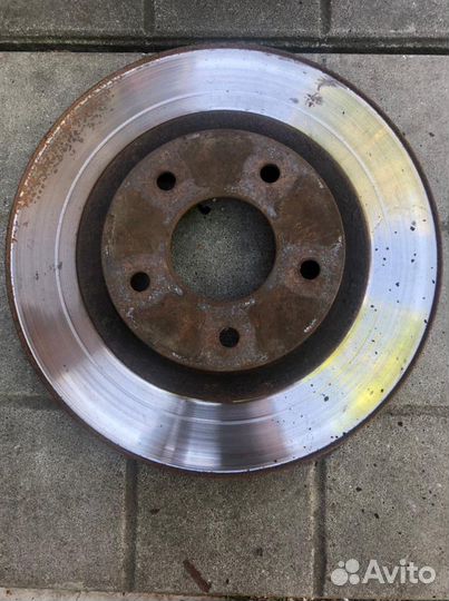 Тормозные диски передние Nissan Qashqai G11