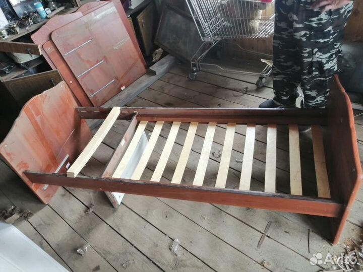 Кровать детская