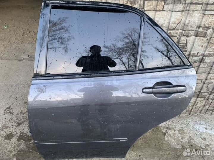 Дверь Тойота Алтеза