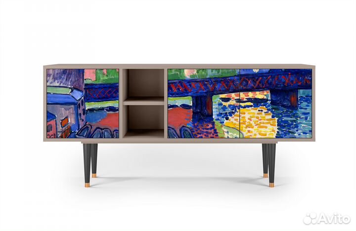 Тв-тумба T5 - Сатин - Charing Cross Bridge