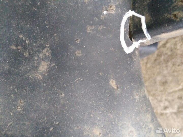 Брызговик передний правый Lexus Rx350 2016+