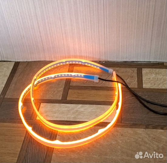 Бегающие поворотники и стоп сигнал