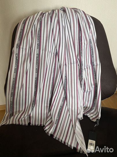 Палантин Karl Lagerfeld