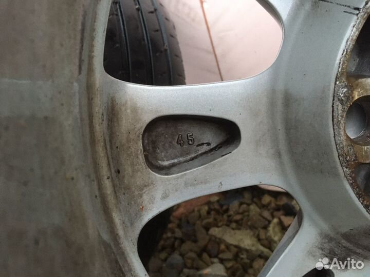 R16 Bridgestone Blizzak Ice 205/55, PCD 5x114.3 DIA 60.1