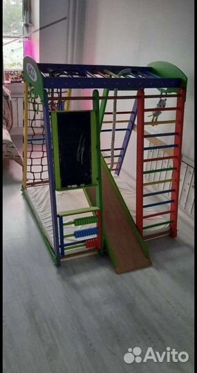 Детский спортивный комплекс с горкой