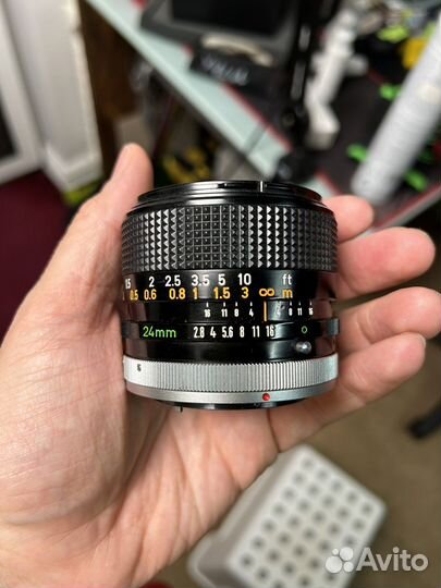 Canon FD 24 mm f / 2.8 S.S.C