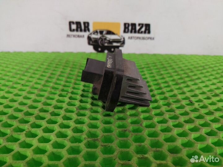 Резистор печки Honda HR-V, Honda Prelude