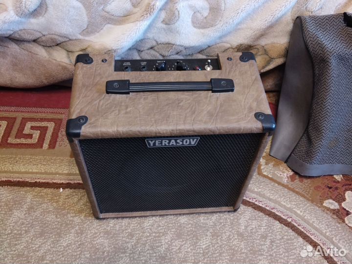 Ламповый гитарный комбоусилитель GTA-15C