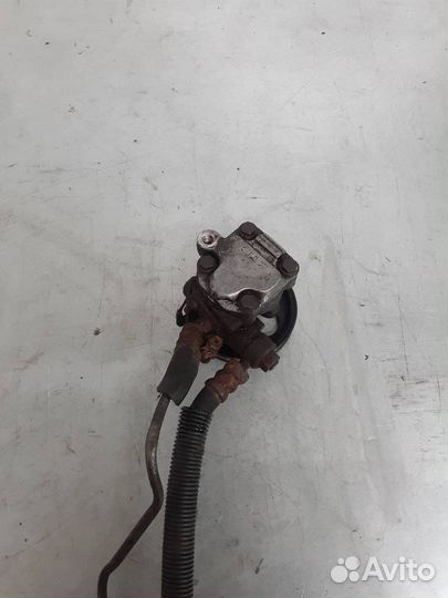 Насос гидроусилителя руля Suzuki Swift 2 рест