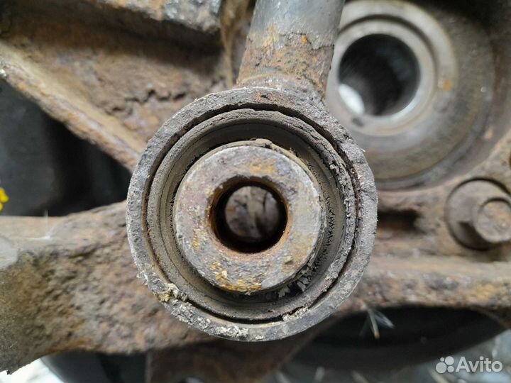 Ступица задняя правая Subaru Tribeca WX