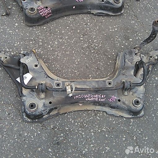 Подрамник nissan NV200 M20 hr16de