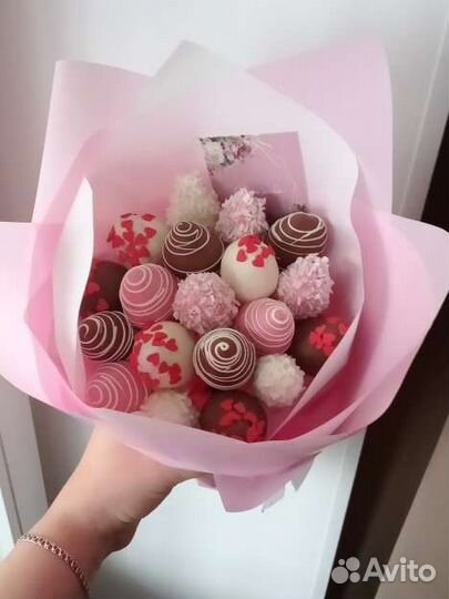 Съедобный букет, клубника в шоколаде