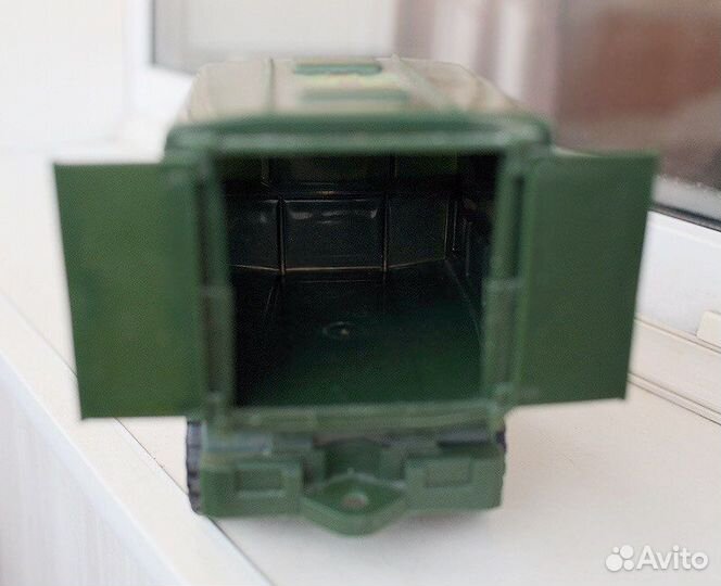 Детская машинка - военный грузовик