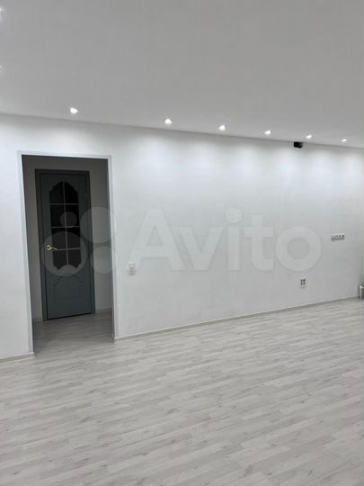 3-к. квартира, 66 м², 1/9 эт.