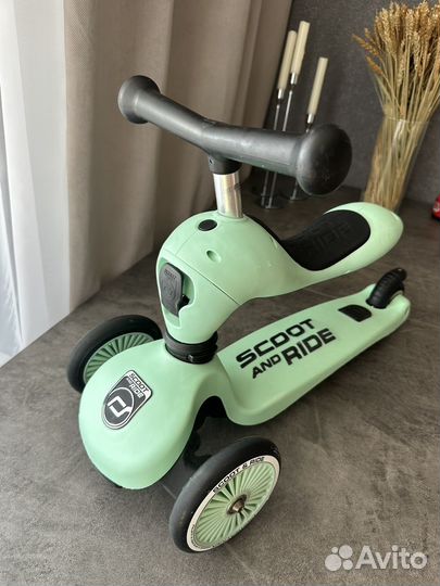 Самокат беговел scoot and ride