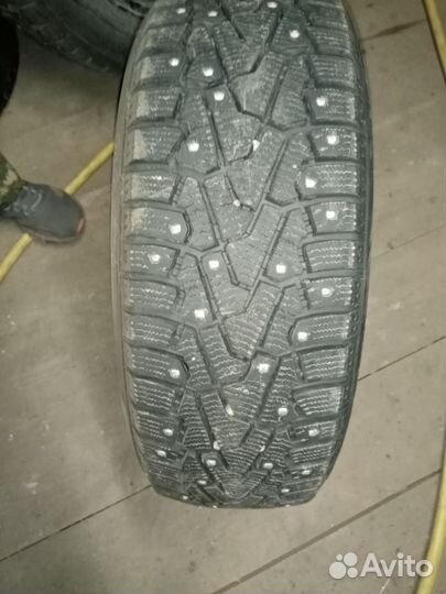 Pirelli Ice 195/60 R15