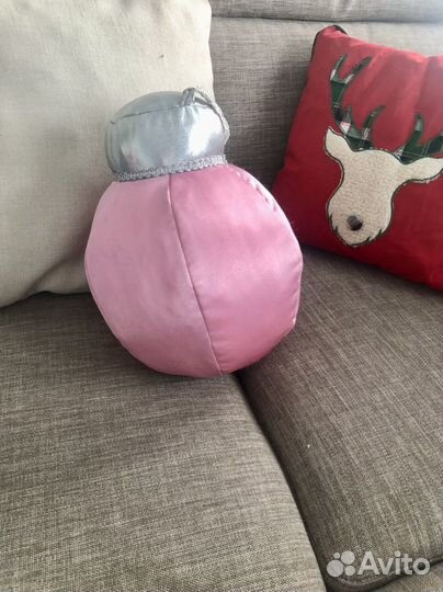 Новогодние шары подушки, мягкие