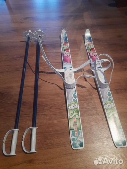 Лыжи детские с палками и креплениями