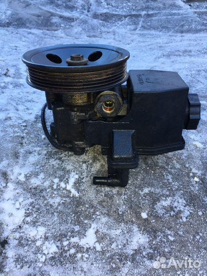 Насос гур Мерседес W210