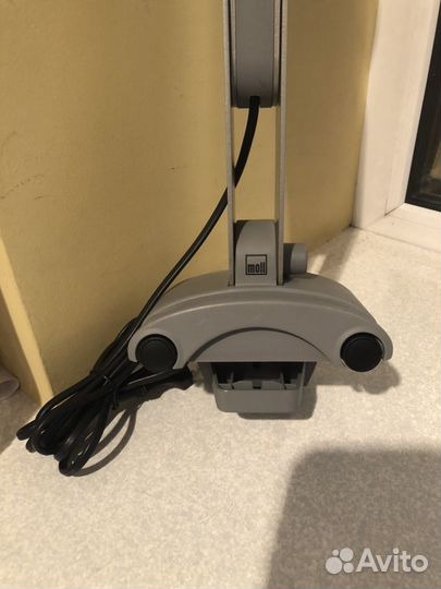 Лампа настольная для школьника Moll