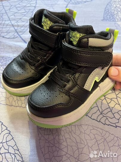 Кроссовки для мальчика