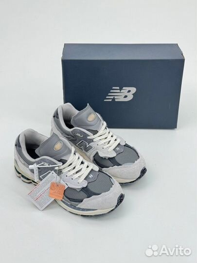 LUX NEW balance 2002R В сером цвете