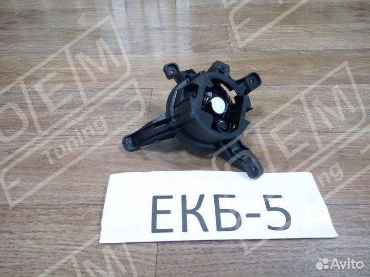 Фара противотуманная левая Hyundai IX35