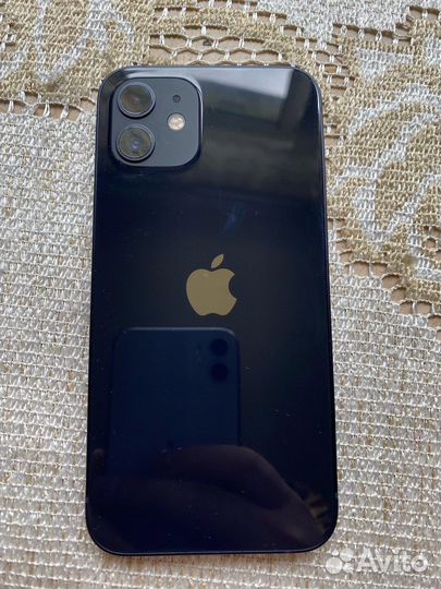 iPhone 12, 64 ГБ