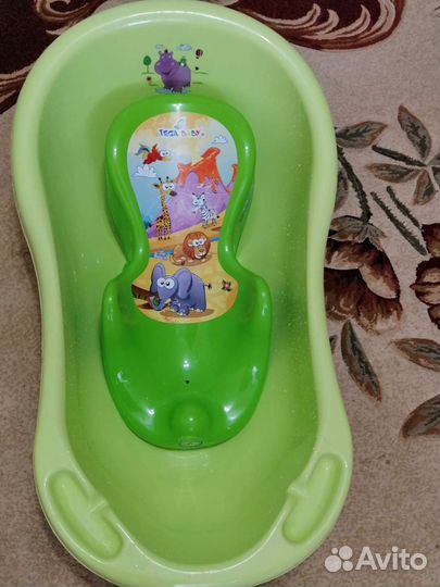 Ванночка для купания с горкой