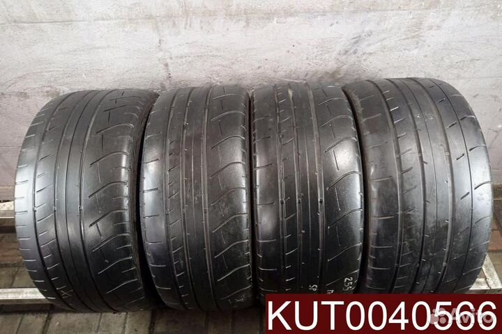 Dunlop SP Sport Maxx GT 255/40 R20 и 285/35 R20 107U
