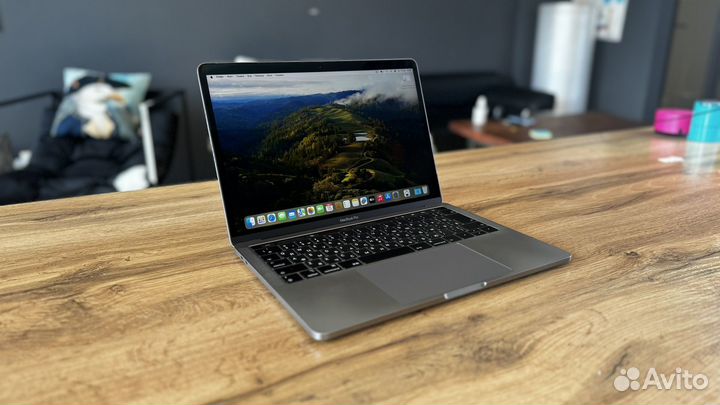 Macbook pro 13 2020 i7/16/256