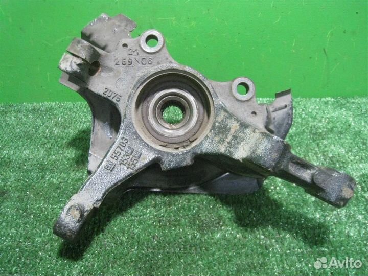 Кулак передний правый Opel Corsa D 2007