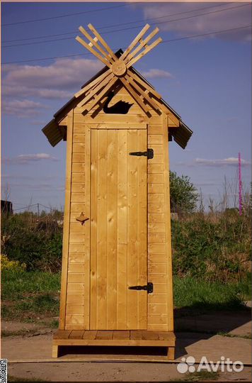 Уличный туалет деревянный SUN341