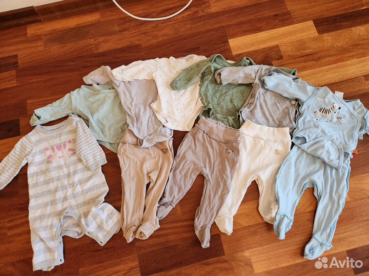 Большой пакет вещей на мальчика 0-6 мес, шапки