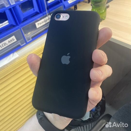 iPhone 7, 32 ГБ