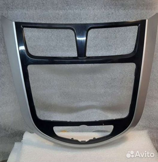 Штатная магнитола на hyundai solaris 2012