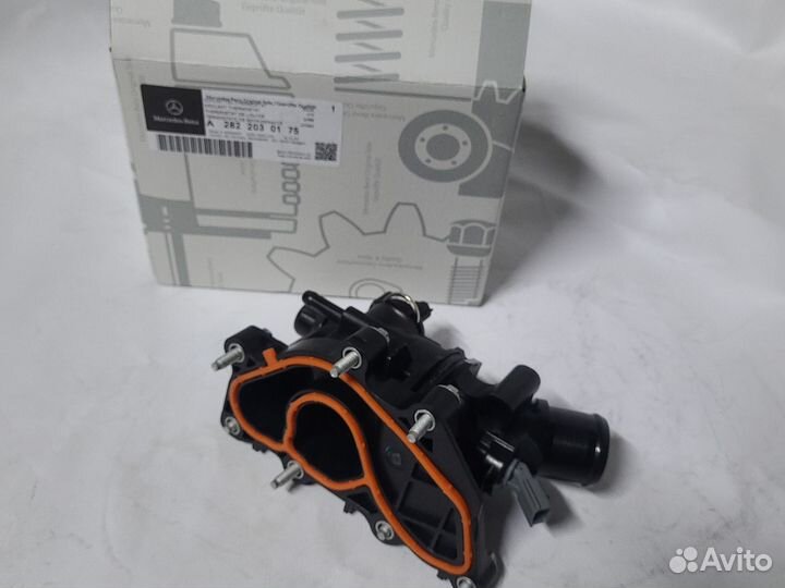 A2822030175 термостaт M282 mercedes-benz