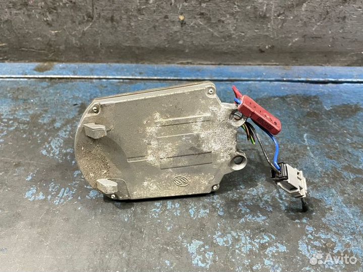 Камера заднего вида левая Volvo S60 2 Поколение FS