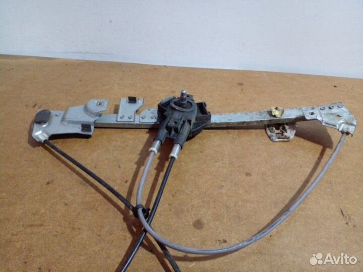 Стеклоподъемник передний левый Citroen Berlingo